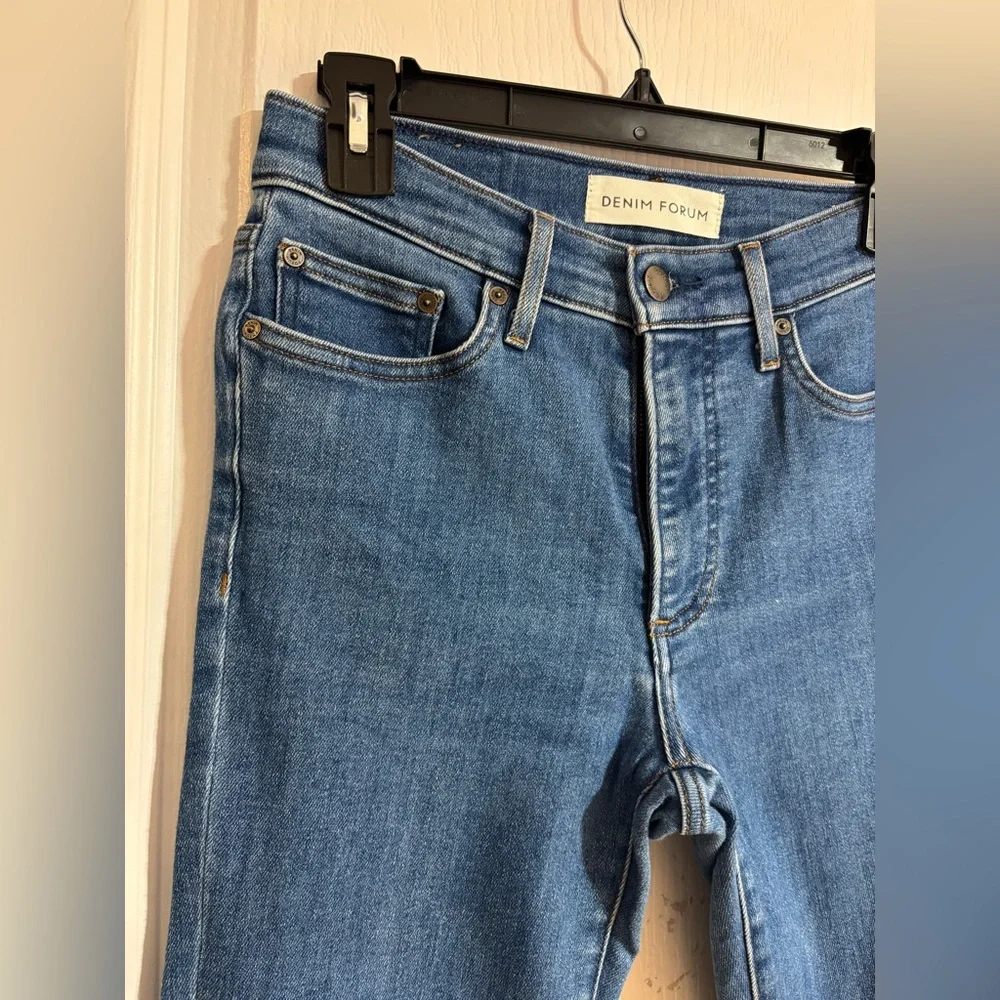 Aritzia Denim Forum Jane Mid Rise Boot Cut Cotton Lyocell Blue Jeans Size 27 - Picture 7 of 13